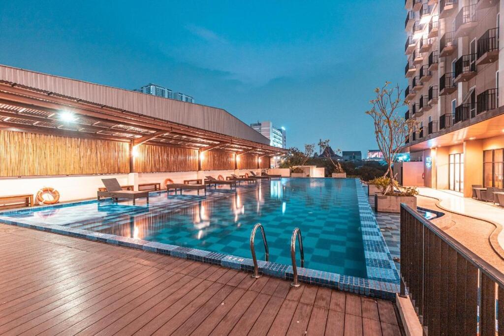 Azalea Suites Cikarang By Jayakarta Group Exteriör bild