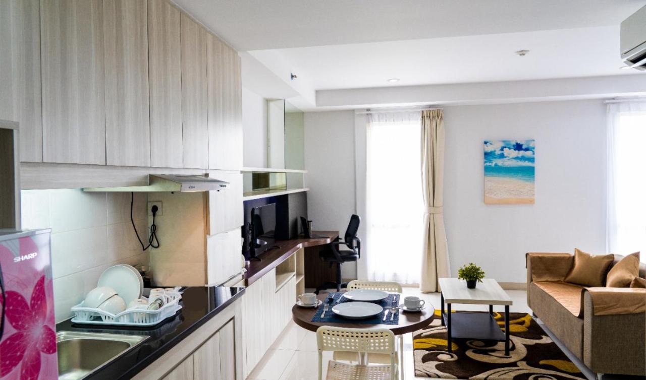 Azalea Suites Cikarang By Jayakarta Group Exteriör bild